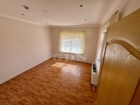 Maglód Üzlethelyiség