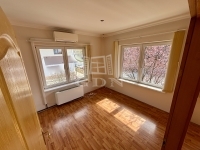 Maglód Üzlethelyiség