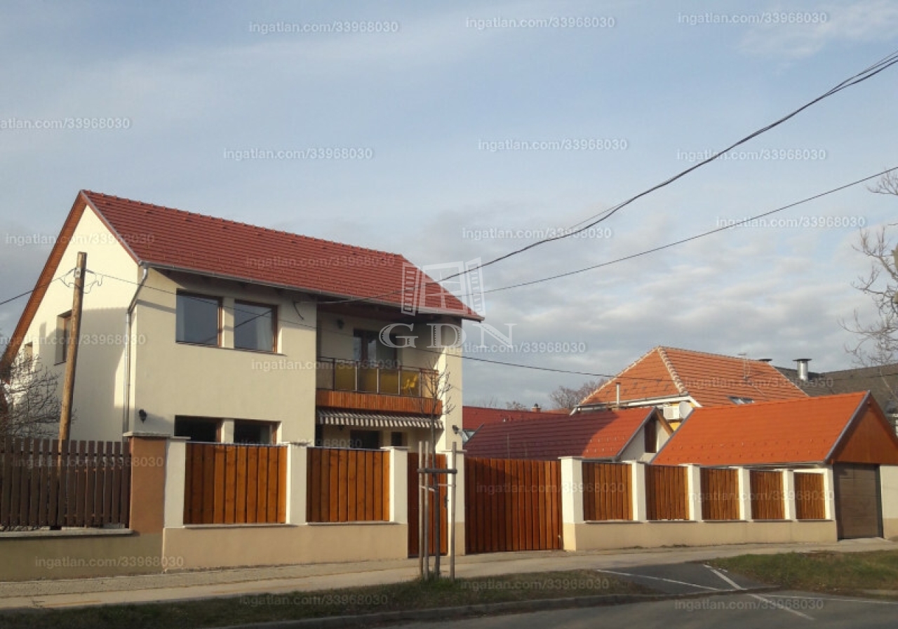 Vânzare Budaörs Locuinta (caramida)